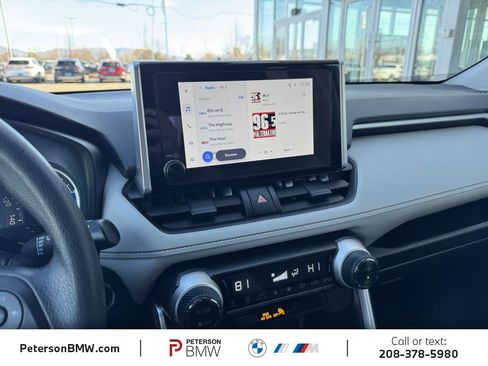 Used 2025 Toyota RAV4 XLE image 26