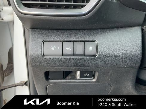 Used 2022 Hyundai Santa Fe SEL w/ Cargo Package FWD image 18