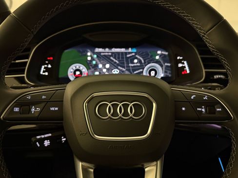 Certified 2026 Audi Q7 2.0T Premium AWD/4WD image 11
