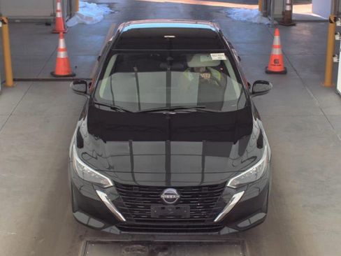 Used 2024 Nissan Sentra S image 2