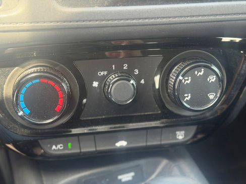Used 2016 Honda HR-V LX image 18