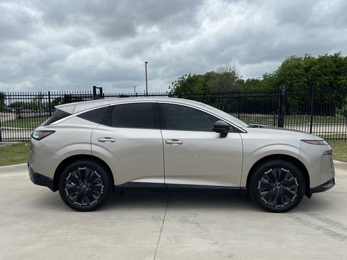 New 2026 Nissan Murano Platinum AWD/4WD image 3