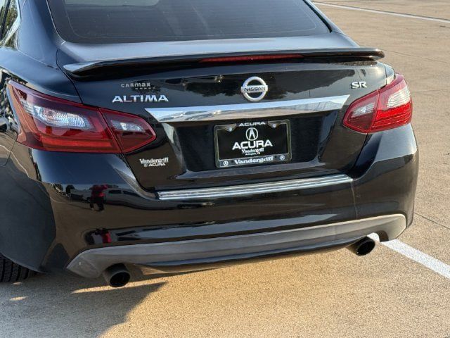 Used 2017 Nissan Altima 2.5 SR w/ Midnight Edition Package FWD image 6