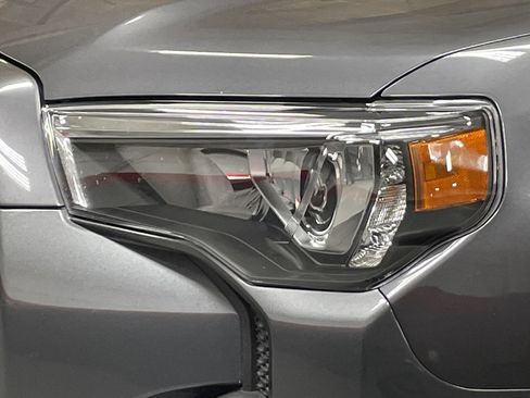 Certified 2023 Toyota 4Runner TRD Off-Road Premium image 6