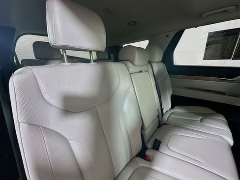 Used 2022 Hyundai Palisade SEL w/ 8P Bench Seat Package AWD/4WD image 34