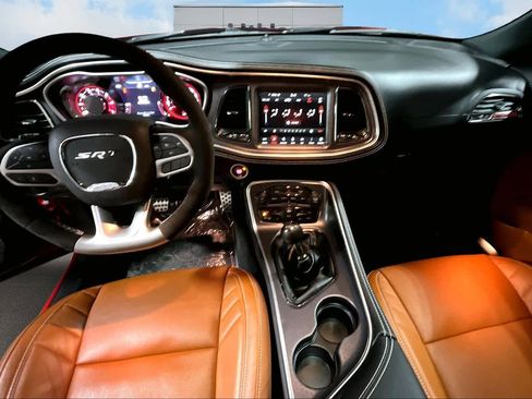 Used 2023 Dodge Challenger SRT Hellcat w/ Plus Package image 10