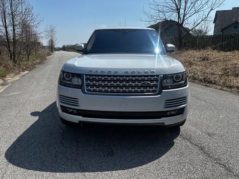 Used 2017 Land Rover Range Rover Supercharged AWD/4WD image 2