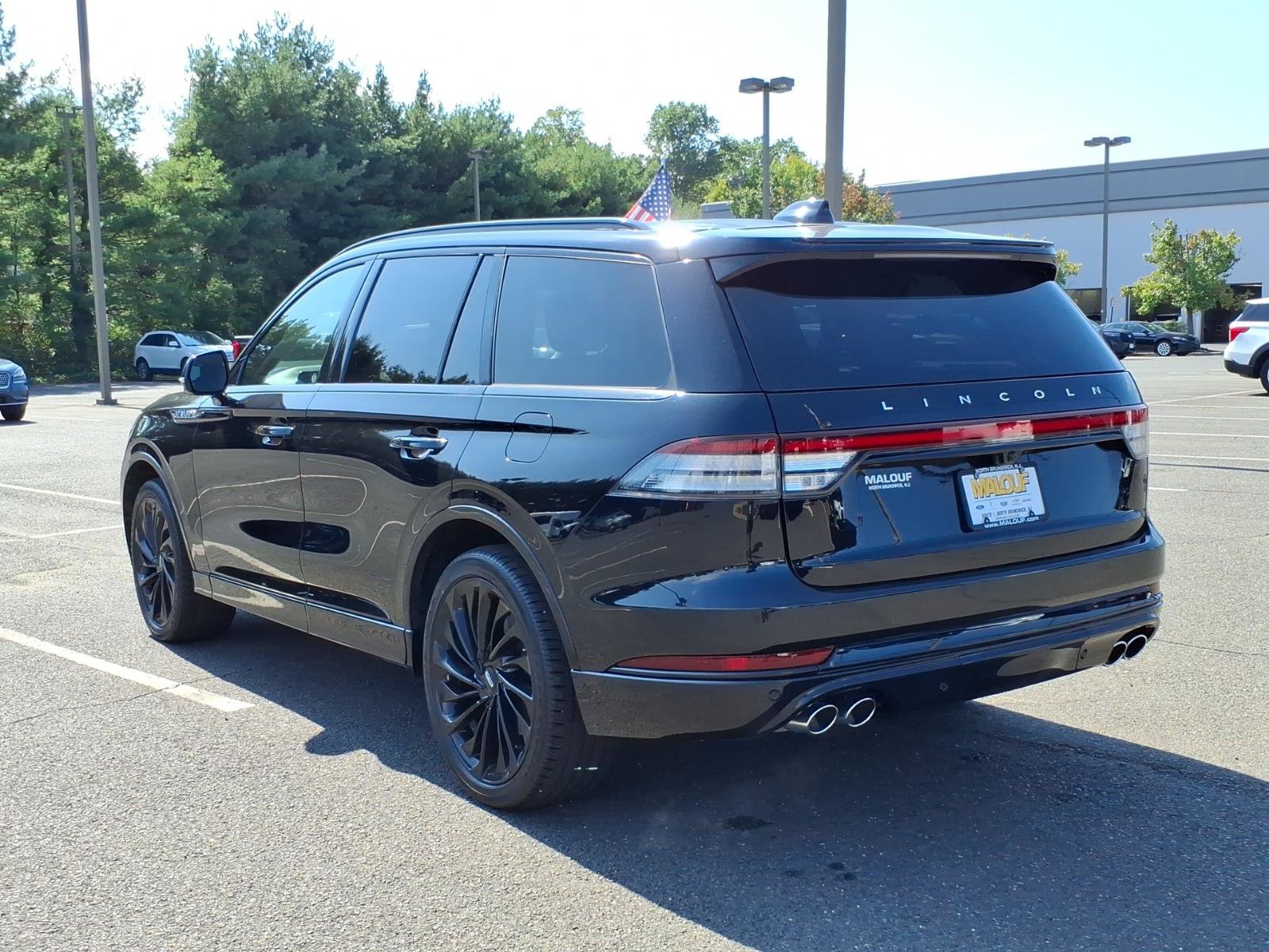 Used 2025 Lincoln Aviator Reserve w/ Equipment Group 201A AWD/4WD image 5
