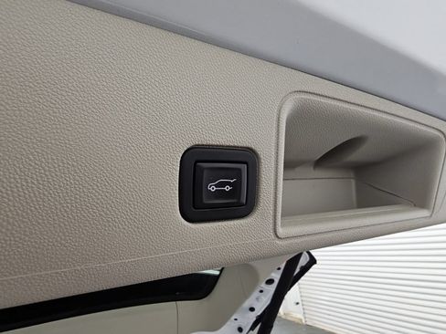 Certified 2023 GMC Terrain Denali AWD/4WD image 39