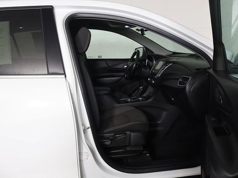 Used 2019 Chevrolet Equinox LT image 28