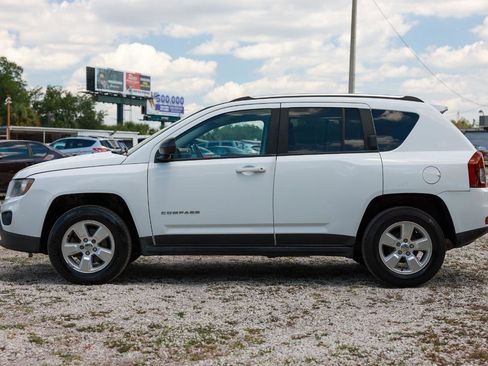 Used 2015 Jeep Compass Sport w/ Power Value Group FWD image 3