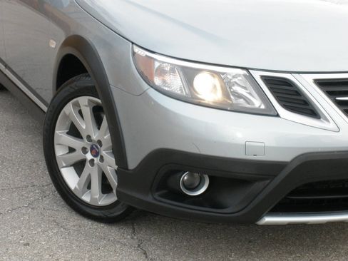 Used 2010 Saab 9-3 X image 3