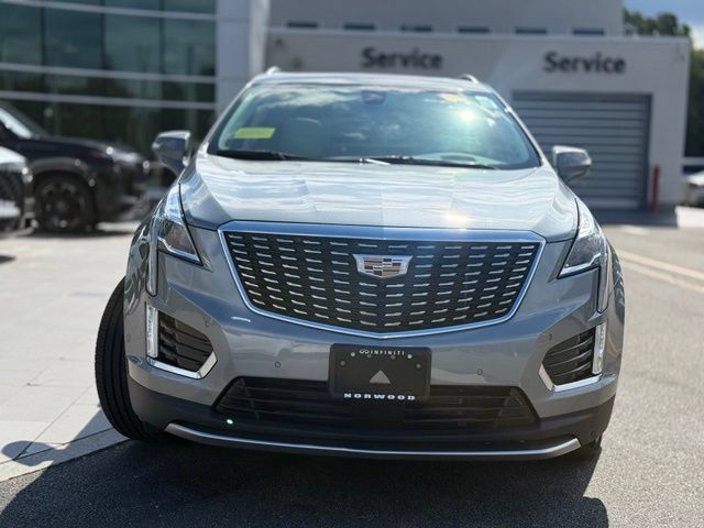 Used 2023 Cadillac XT5 Premium Luxury w/ Technology Package AWD/4WD image 10