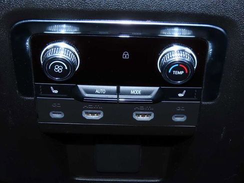 Used 2023 GMC Yukon XL Denali w/ Denali Reserve Package image 25