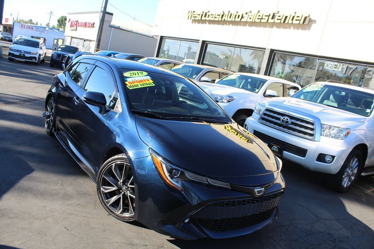 Used 2019 Toyota Corolla XSE FWD image 48