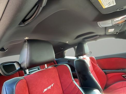 Used 2015 Dodge Challenger SRT Hellcat RWD image 15