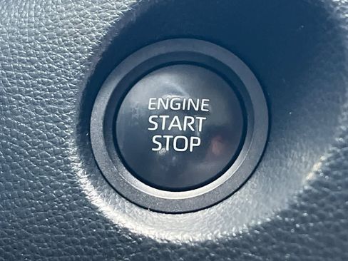 Used 2024 Toyota Corolla Cross LE image 24