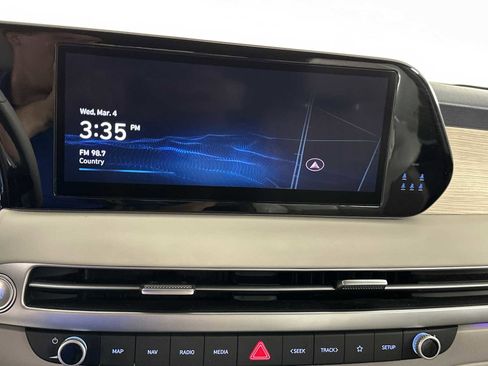 Used 2024 Hyundai Palisade Limited image 19