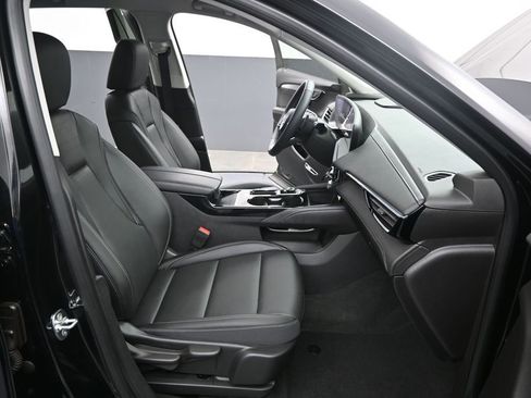 Used 2025 Buick Envision Preferred AWD/4WD image 24