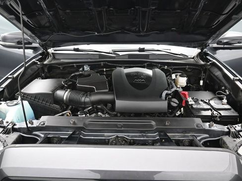 Used 2022 Toyota Tacoma Limited w/ Nightshade Package image 36