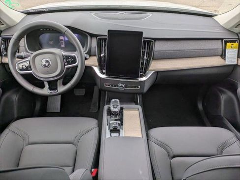 New 2026 Volvo XC90 B5 Plus w/ Protection Package AWD/4WD image 11