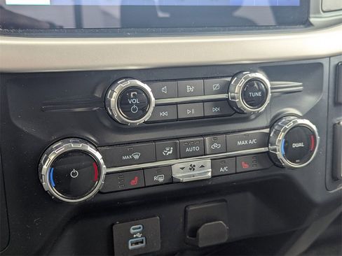 Used 2022 Ford F150 XLT w/ Equipment Group 302A High image 19