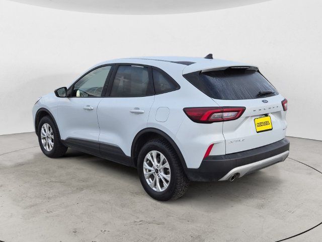 Used 2025 Ford Escape Active AWD/4WD image 7