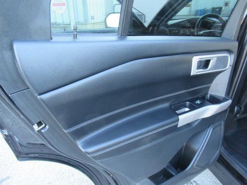 Used 2023 Ford Explorer XLT w/ Equipment Group 202A image 16