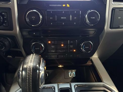 Used 2016 Ford F150 Lariat AWD/4WD image 30