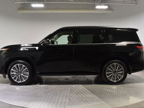 New 2026 INFINITI QX80 Luxe w/ Cargo Package image 2