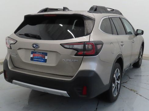 Used 2020 Subaru Outback Limited AWD/4WD image 3