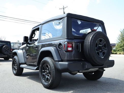 Used 2025 Jeep Wrangler Sport AWD/4WD image 8