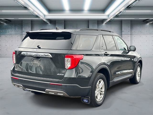 Used 2023 Ford Explorer XLT w/ Equipment Group 202A AWD/4WD image 26