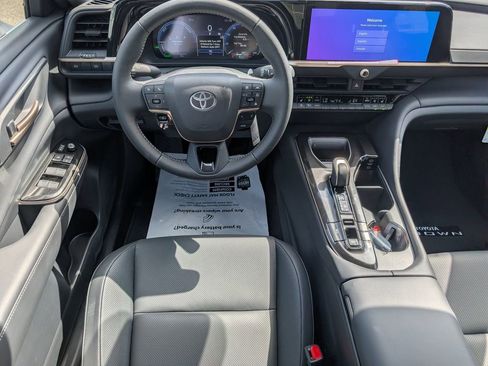New 2026 Toyota Crown XLE image 24