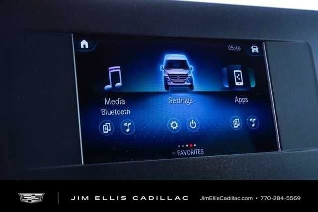 Used 2024 Mercedes-Benz Sprinter 2500 image 18