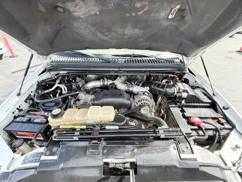 Used 2002 Ford F450 XL RWD image 16