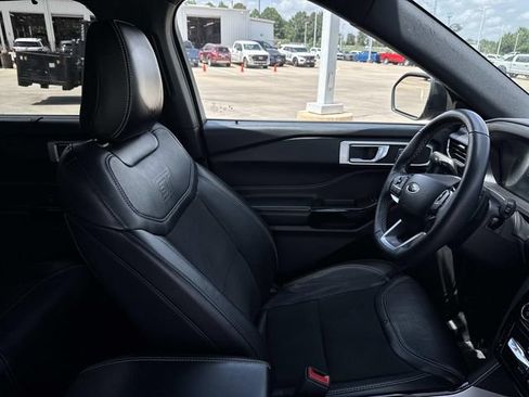 Used 2024 Ford Explorer ST AWD/4WD image 15
