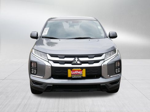 Used 2025 Mitsubishi Outlander Sport ES AWD/4WD image 2