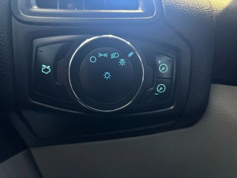 Used 2013 Ford Focus SE image 17