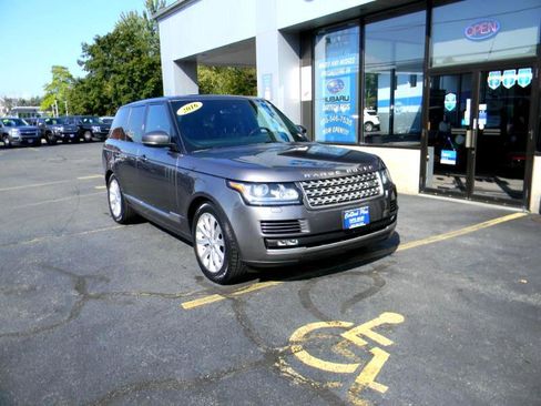 Used 2016 Land Rover Range Rover HSE image 2