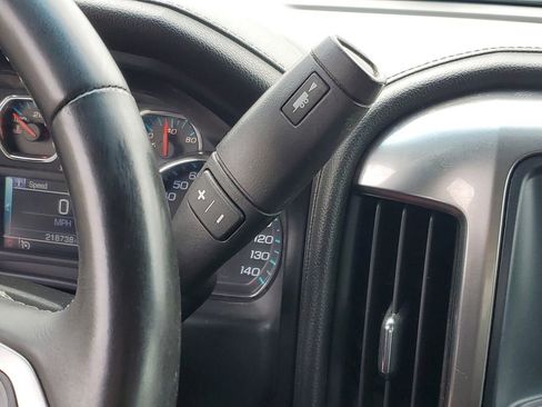 Used 2014 Chevrolet Silverado 1500 LTZ AWD/4WD image 14