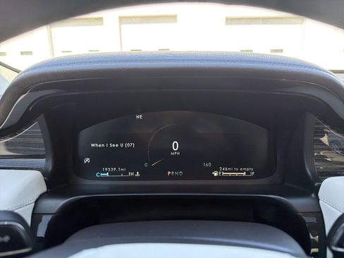 Certified 2023 Lincoln Aviator Black Label w/ Dynamic Handling Package AWD/4WD image 23