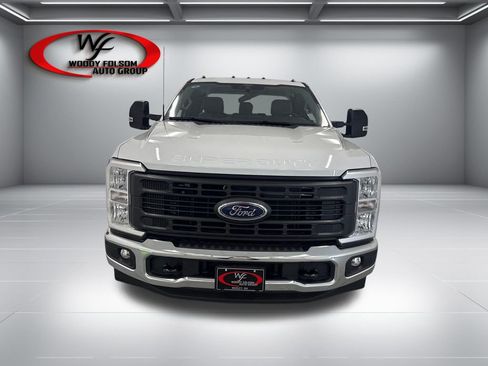 New 2026 Ford F250 XL w/ XL Chrome Package RWD image 2