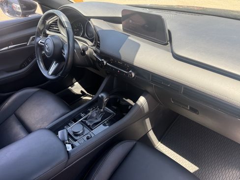 Used 2020 MAZDA MAZDA3 AWD Hatchback w/ Preferred Pkg image 28