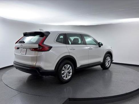 Used 2024 Honda CR-V LX image 8