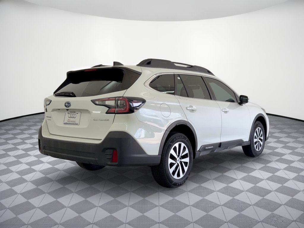 Used 2021 Subaru Outback Premium AWD/4WD image 9
