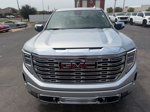 Used 2022 GMC Sierra 1500 Denali AWD/4WD image 9
