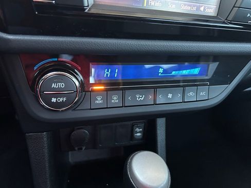 Used 2016 Toyota Corolla S image 25