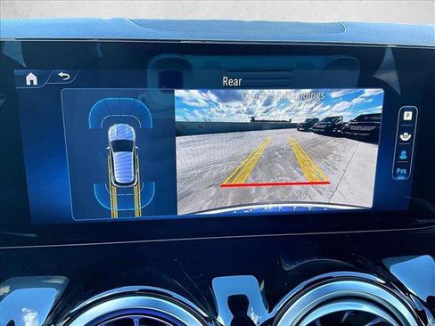 Used 2025 Mercedes-Benz GLA 250 image 23