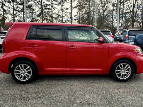 Used 2013 Scion xB Base 4dr Wagon 4A image 6